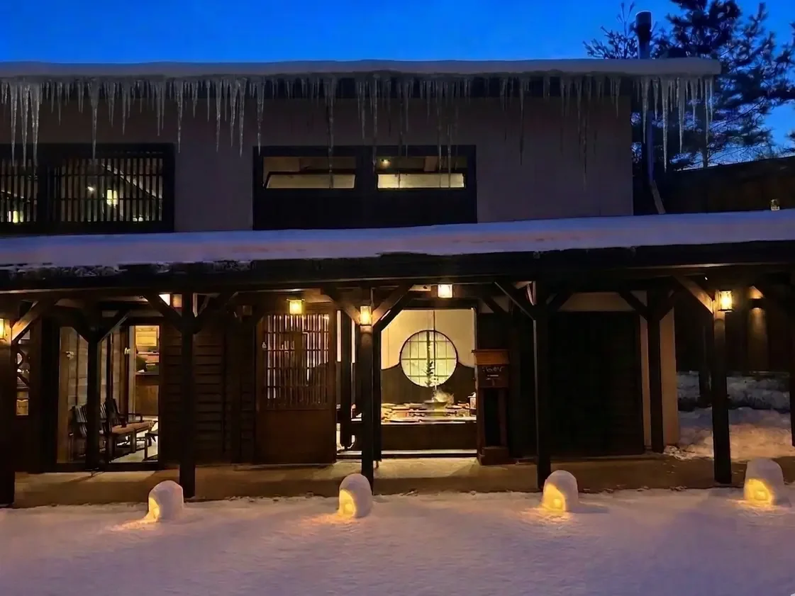 雪燈籠（かまくら雪灯篭）