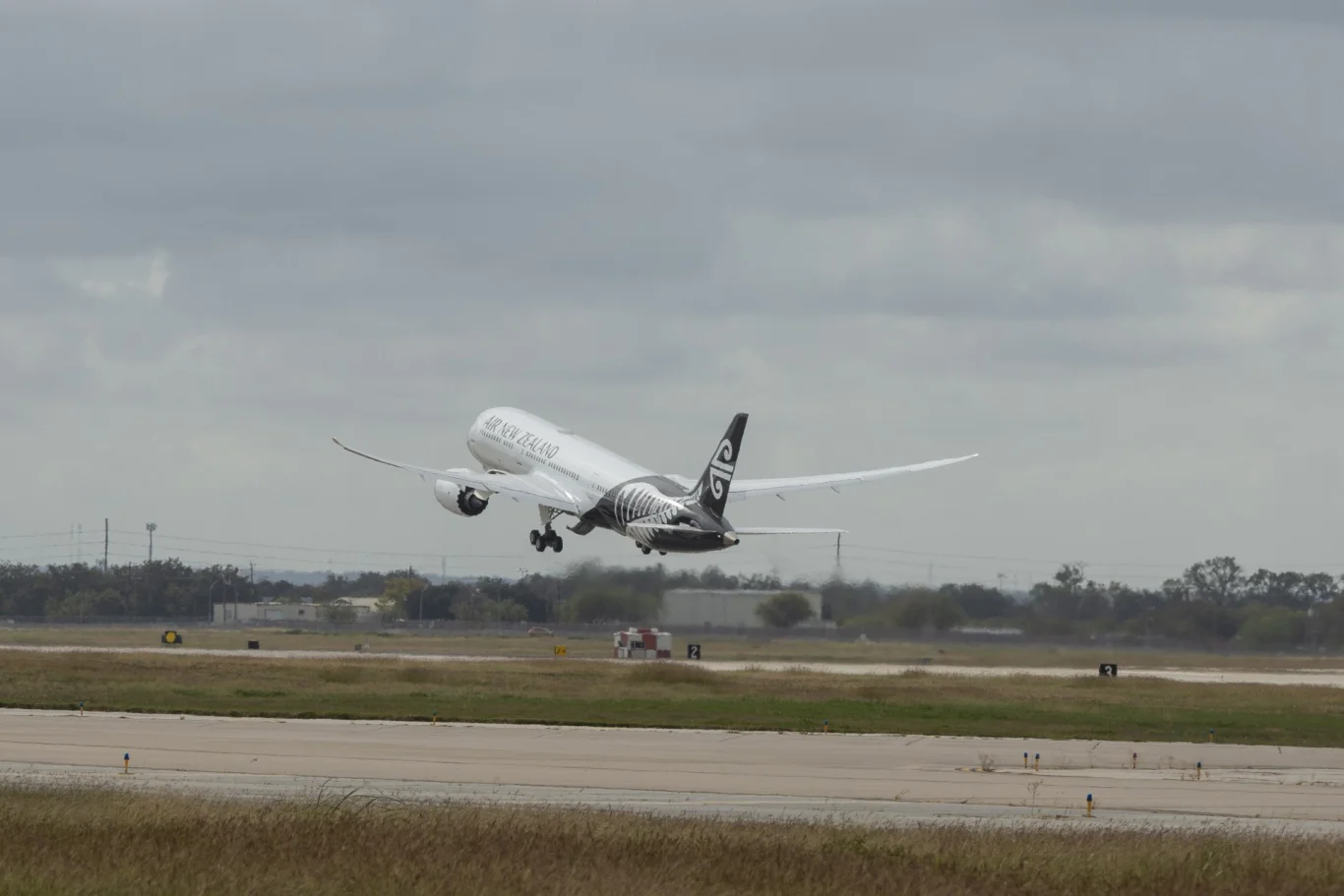 紐西蘭航空首架提升起飛重量787交機全新奢華客艙搶攻夏旺季 Skynest 營運時間延後 - 這裡胡說 JL TALKS 紐西蘭航空首架提升起飛重量787交機全新奢華客艙搶攻夏旺季 Skynest 營運時間延後 - 這裡胡說 JL TALKS