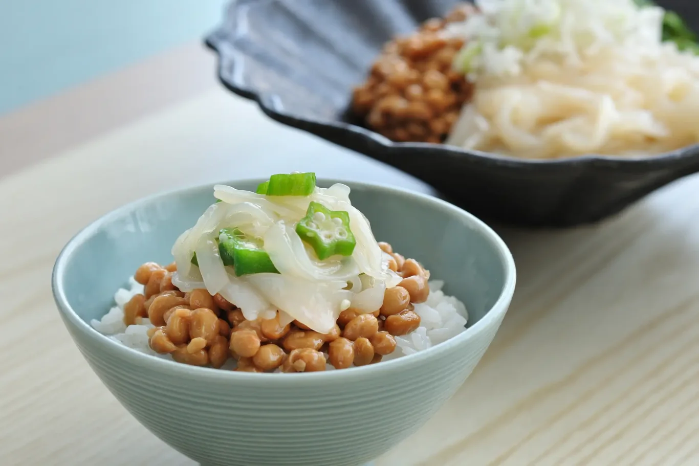 軟絲與生魚丁組成的「花枝炸彈丼」 軟絲與生魚丁組成的「花枝炸彈丼」